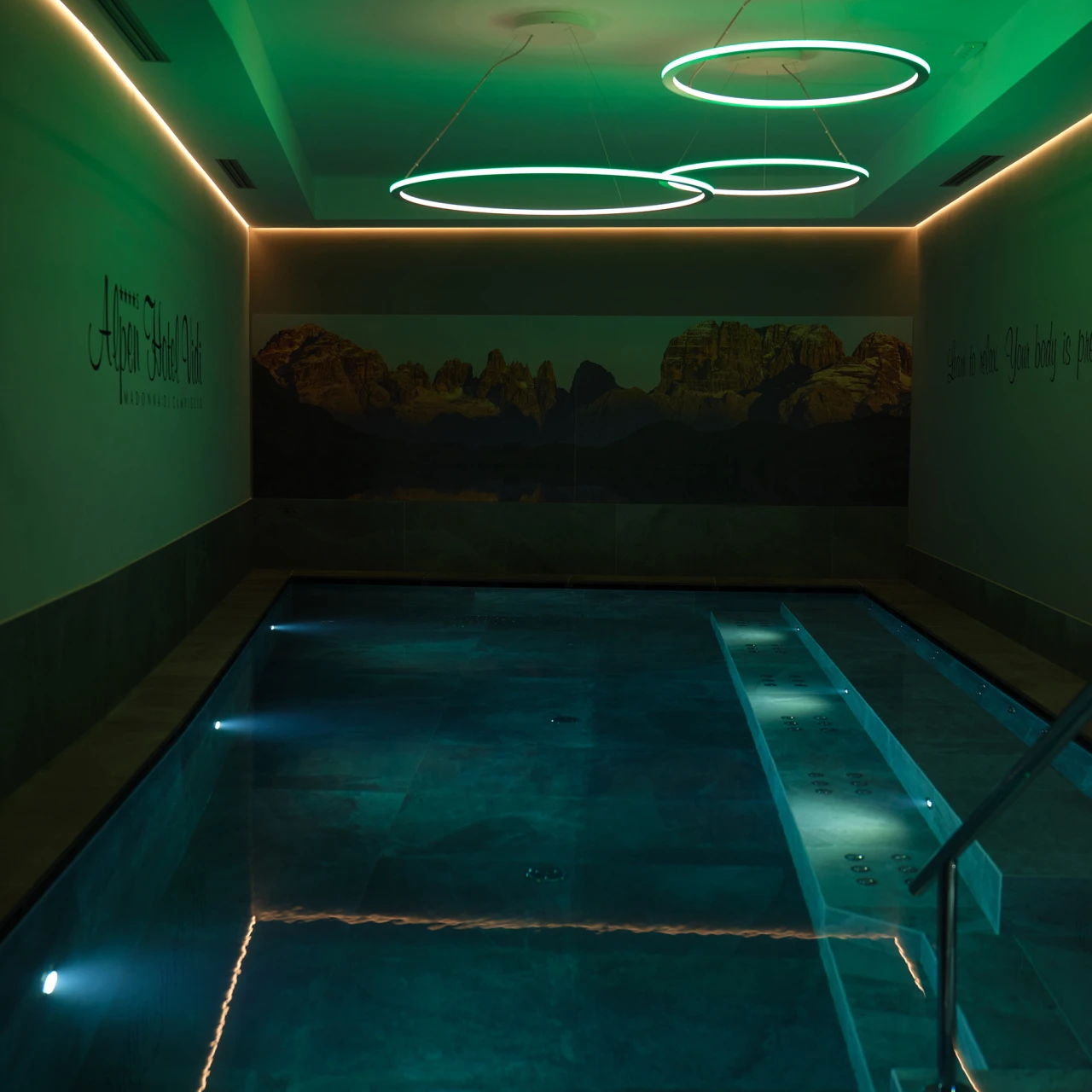 Referenzkunde Hotel Vidi | © KWB, Raphael Nast Hier sieht man den Pool von dem Hotel Vidis