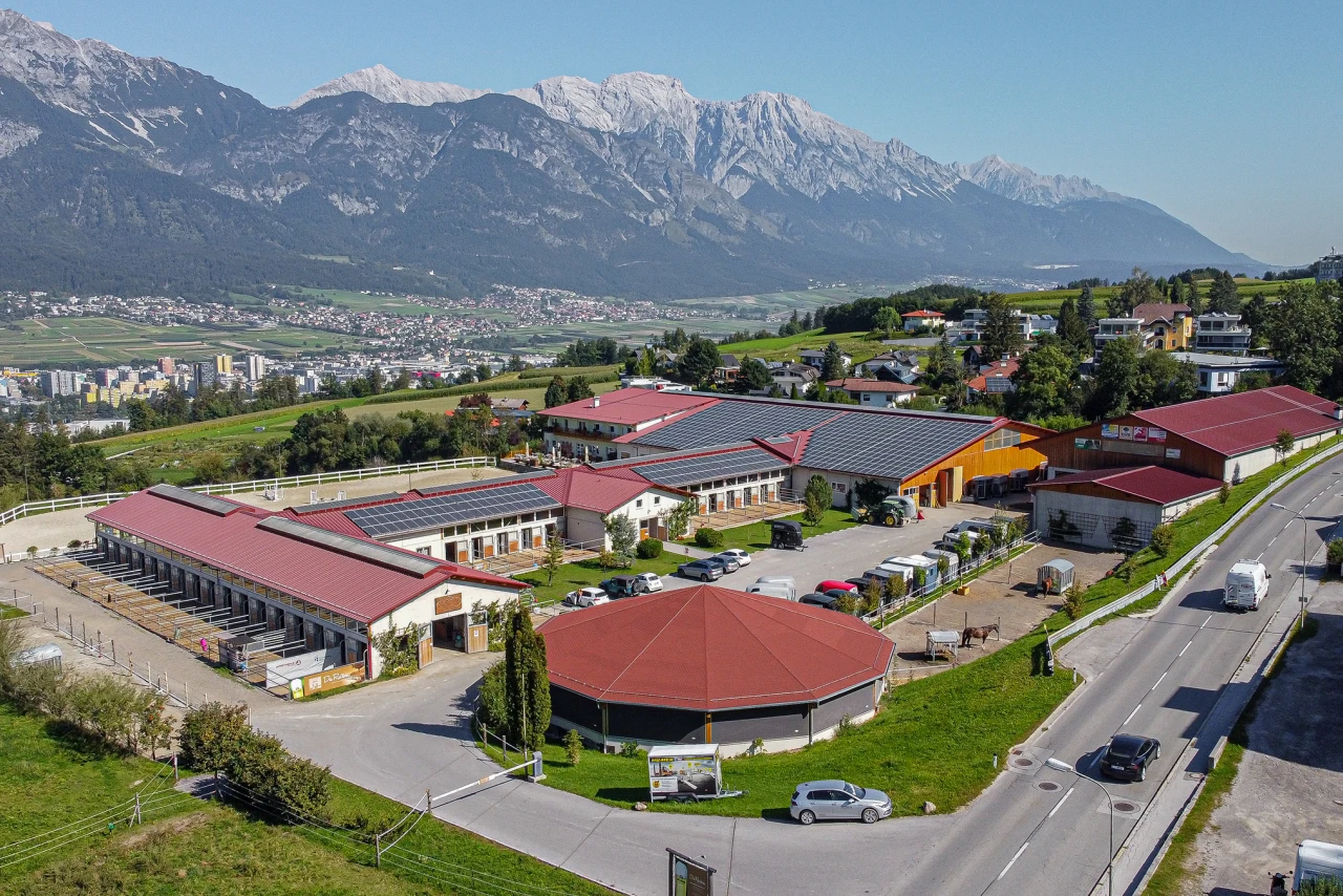 Referenzkunde Pferdesportzentrum | © KWB Hier sieht man das Grundstueck vom Pferdesportzentrum