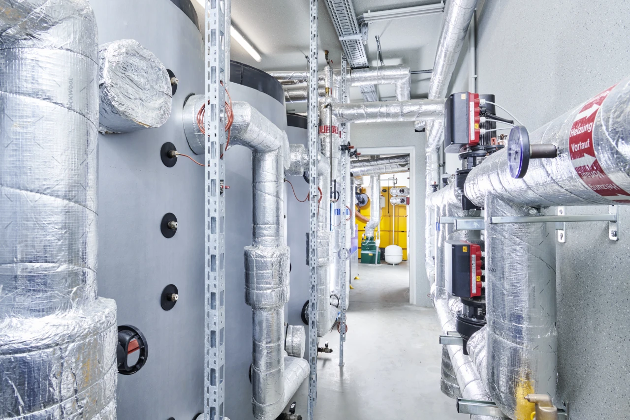 Referenskunde Stadtwerke Giessen KWB Powerfire | © KWB, Mediashots Hier sieht man dein KWB Powerfire und KWB Speicher